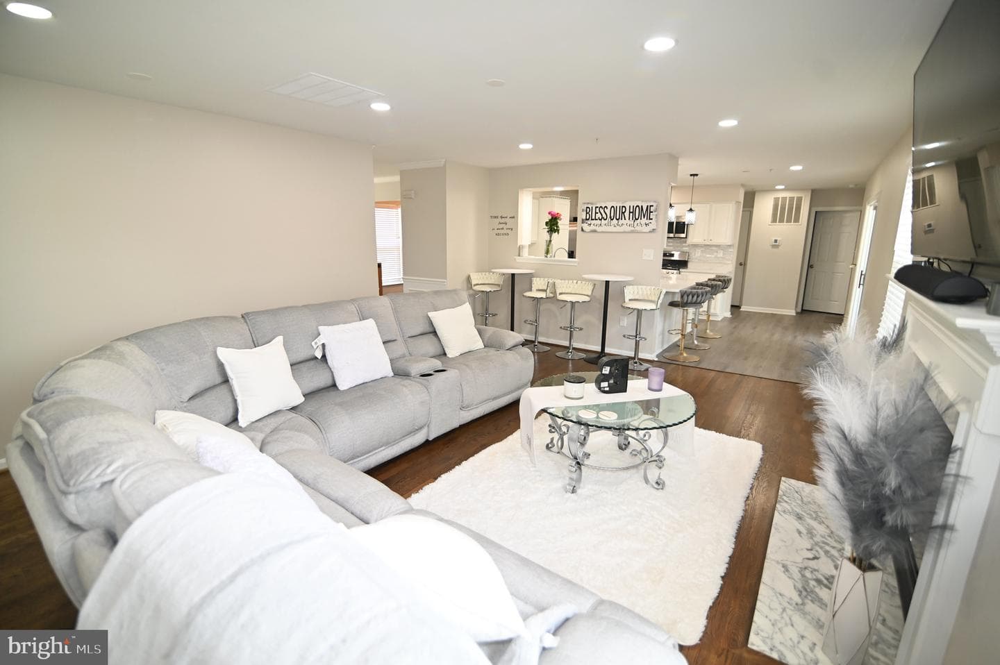 6009 Sellner Lane photo 16