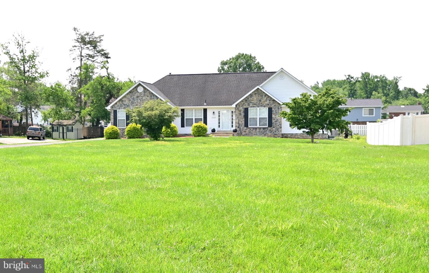 6009 Sellner Lane photo 2
