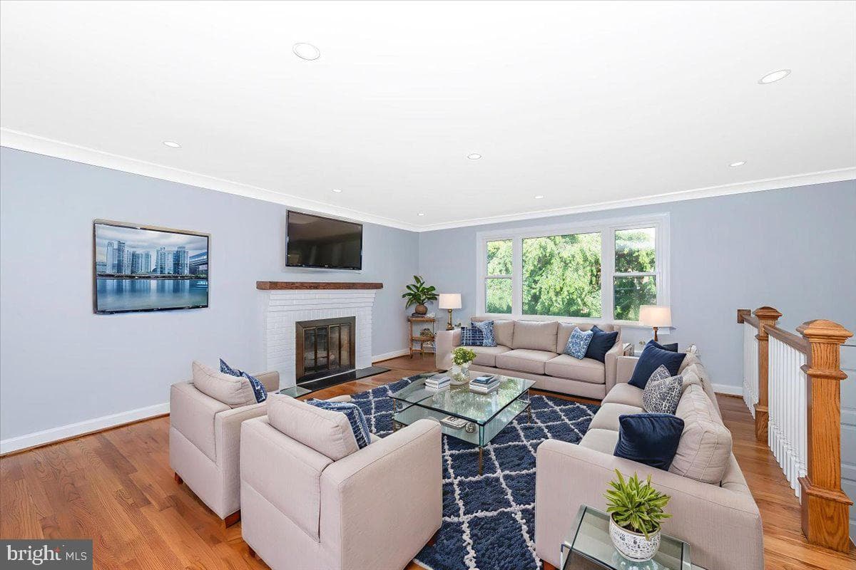 5606 Lansing Drive photo 16