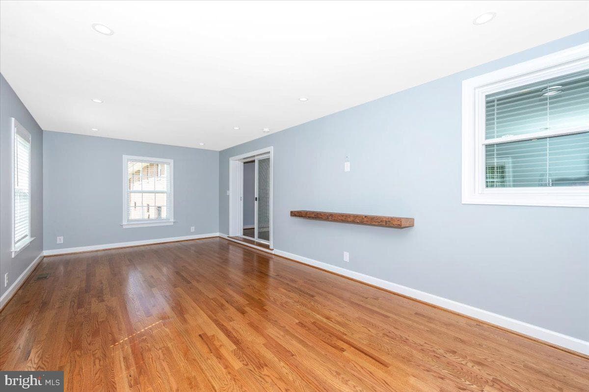 5606 Lansing Drive photo 17