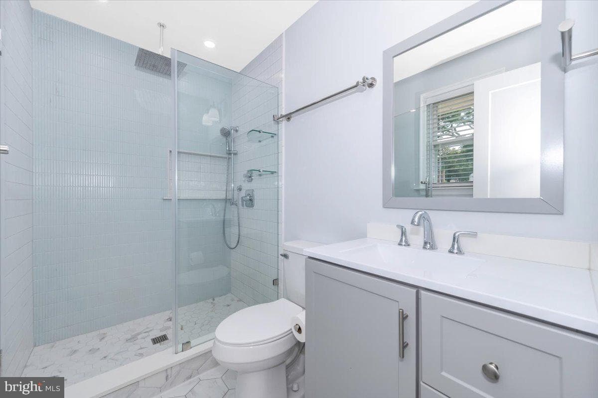 5606 Lansing Drive photo 22