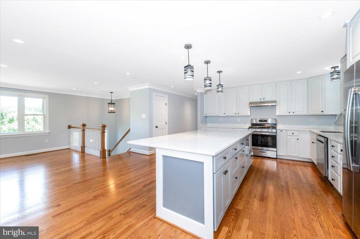 5606 Lansing Drive photo 5