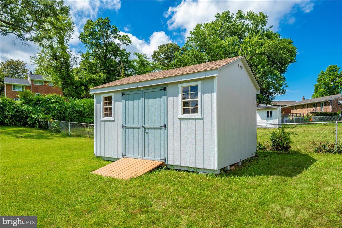 5606 Lansing Drive photo 51