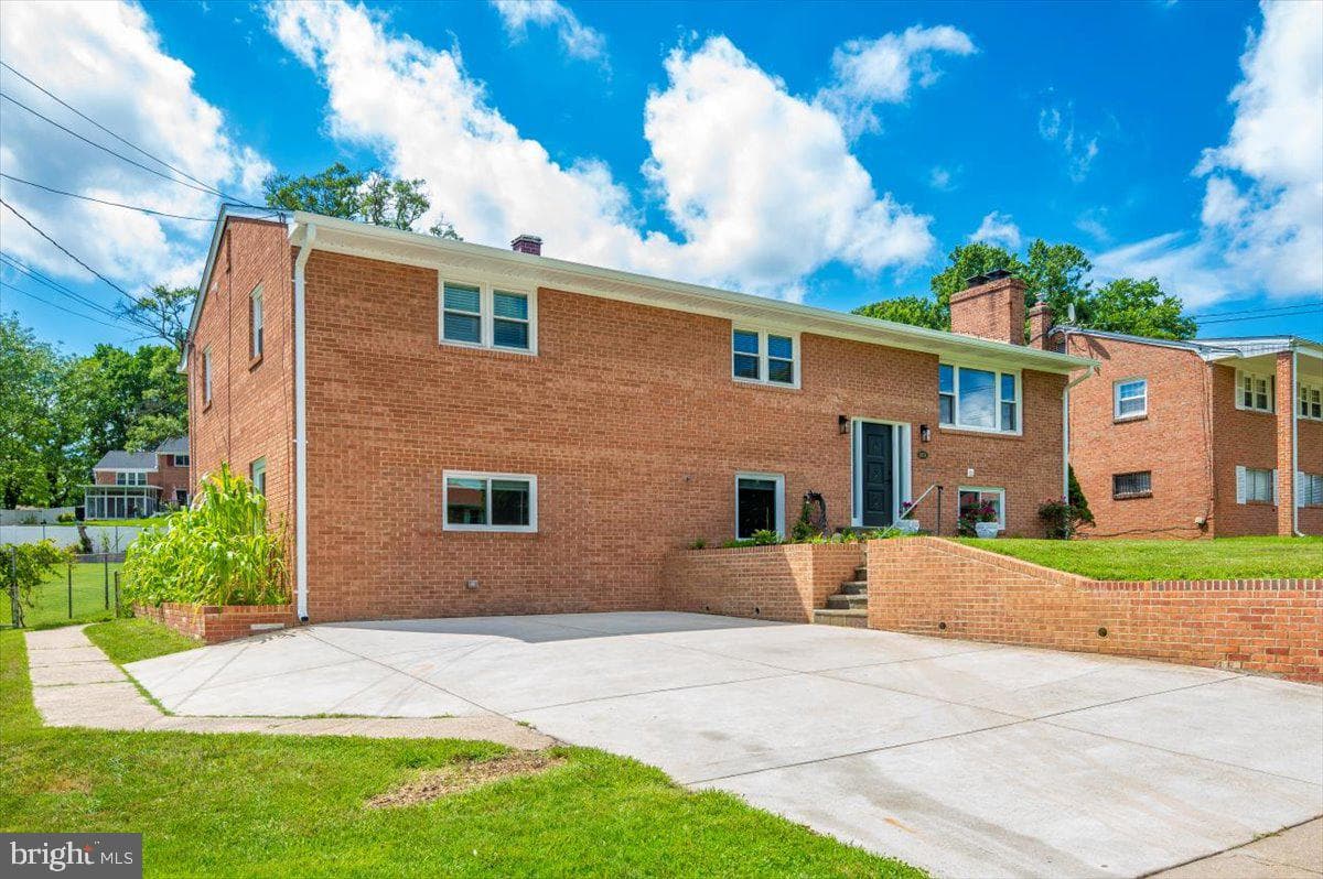 5606 Lansing Drive photo 57