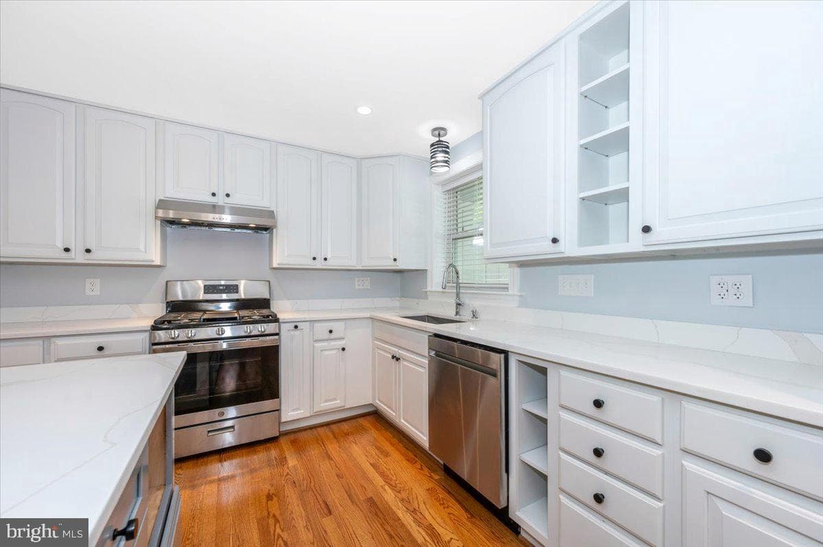 5606 Lansing Drive photo 6