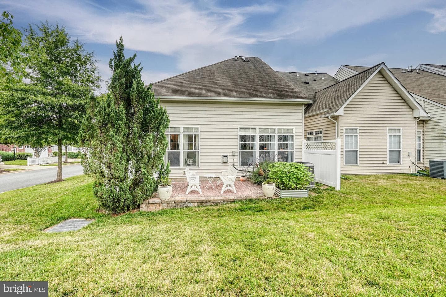 7316 Bramblebush Terrace photo 4