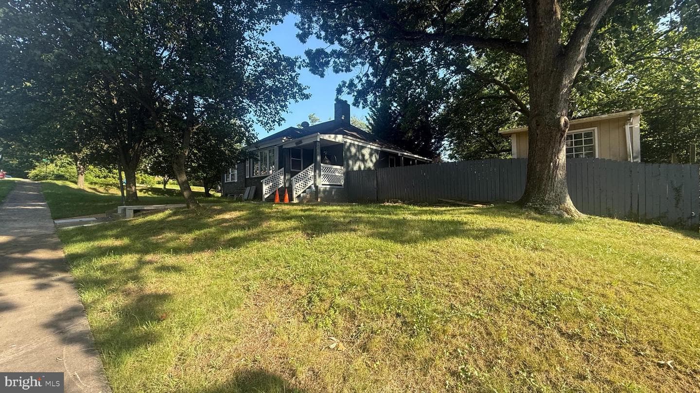 5603 Hawthorne Street photo 9
