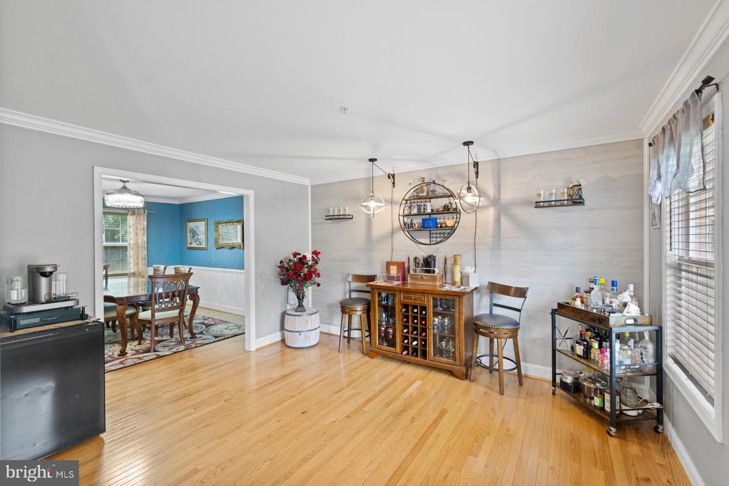 8907 Doris Drive photo 11