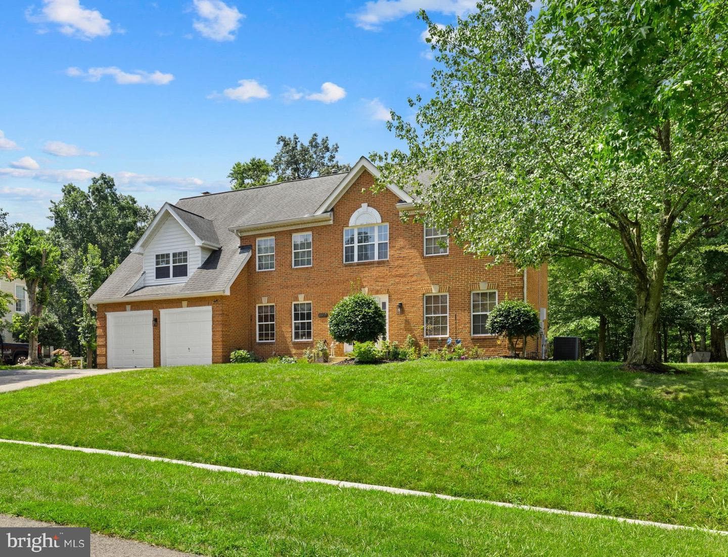 8907 Doris Drive photo 2
