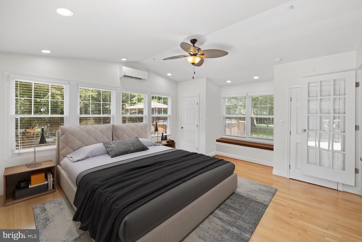 8907 Doris Drive photo 27