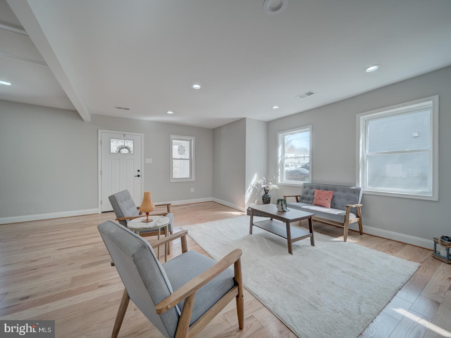 1501 Pine Grove photo 12