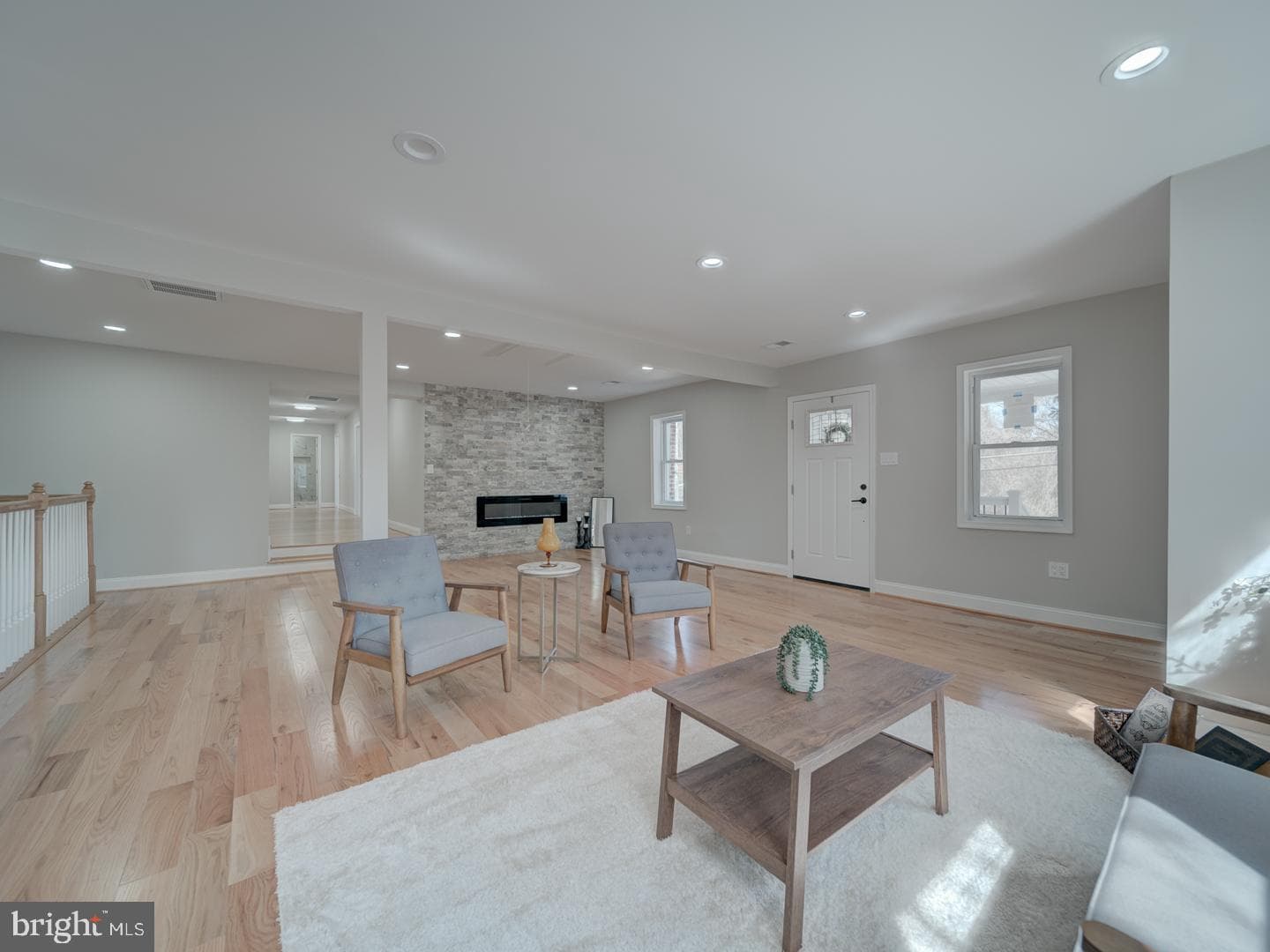 1501 Pine Grove photo 14