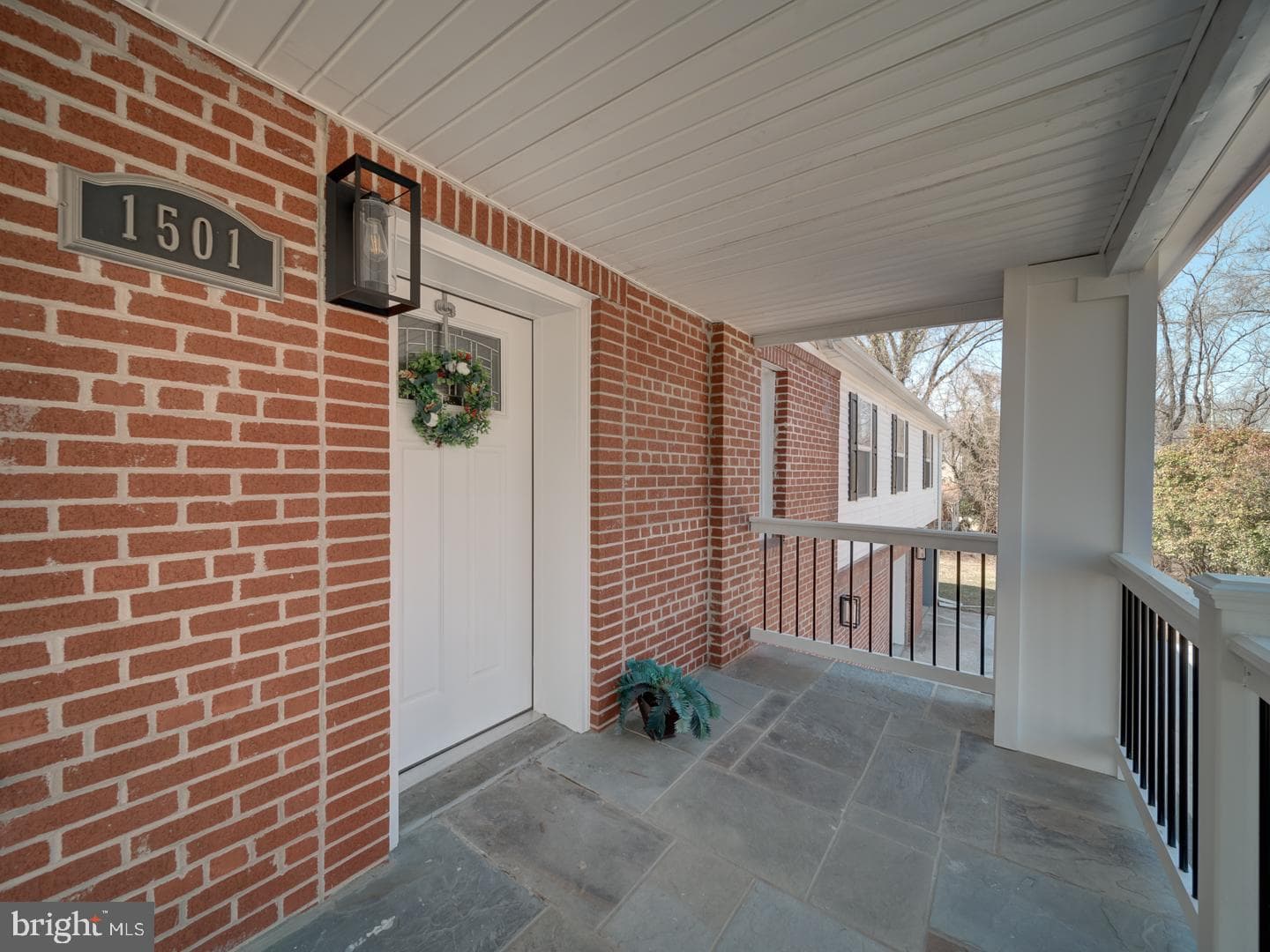1501 Pine Grove photo 7
