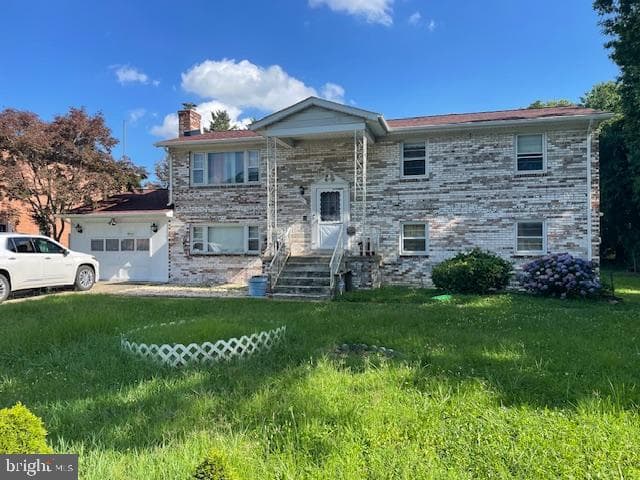 6111 Bradley Lane photo 2