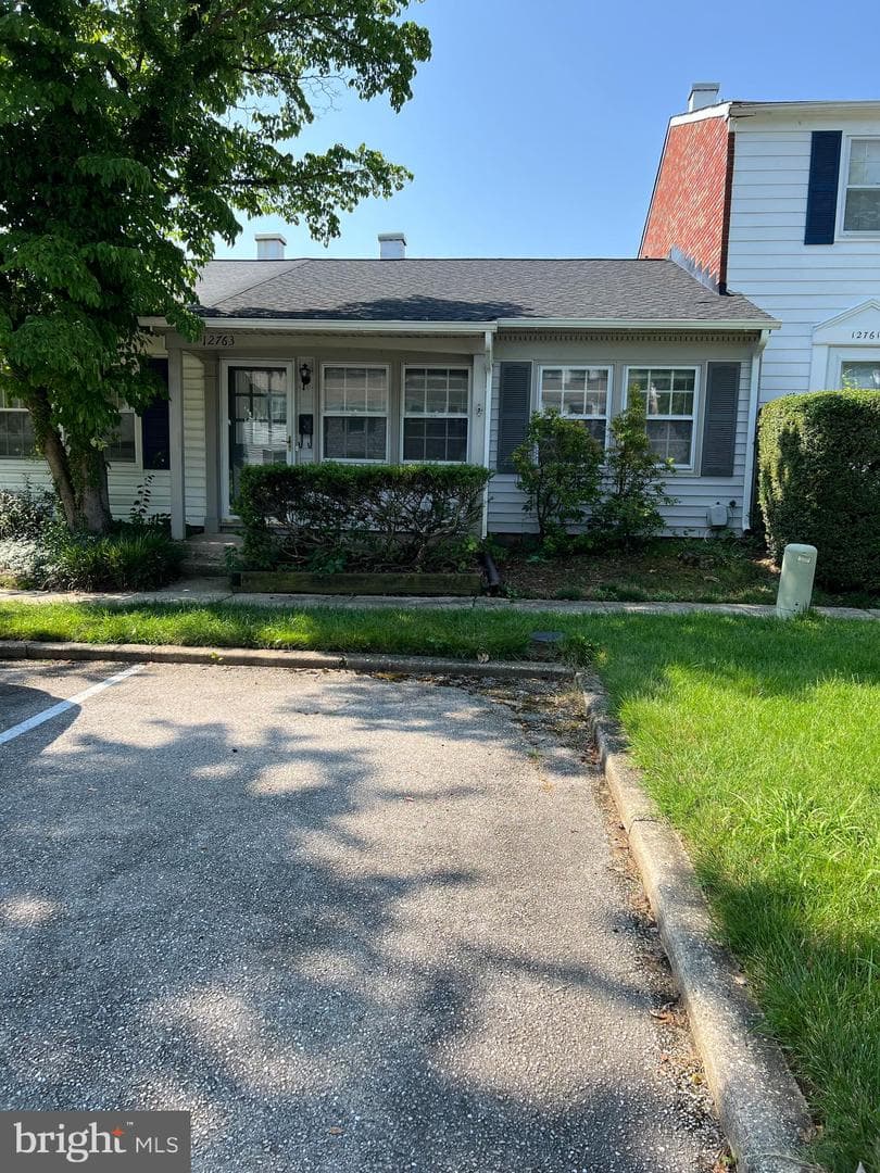 12763 Midwood Lane photo 2