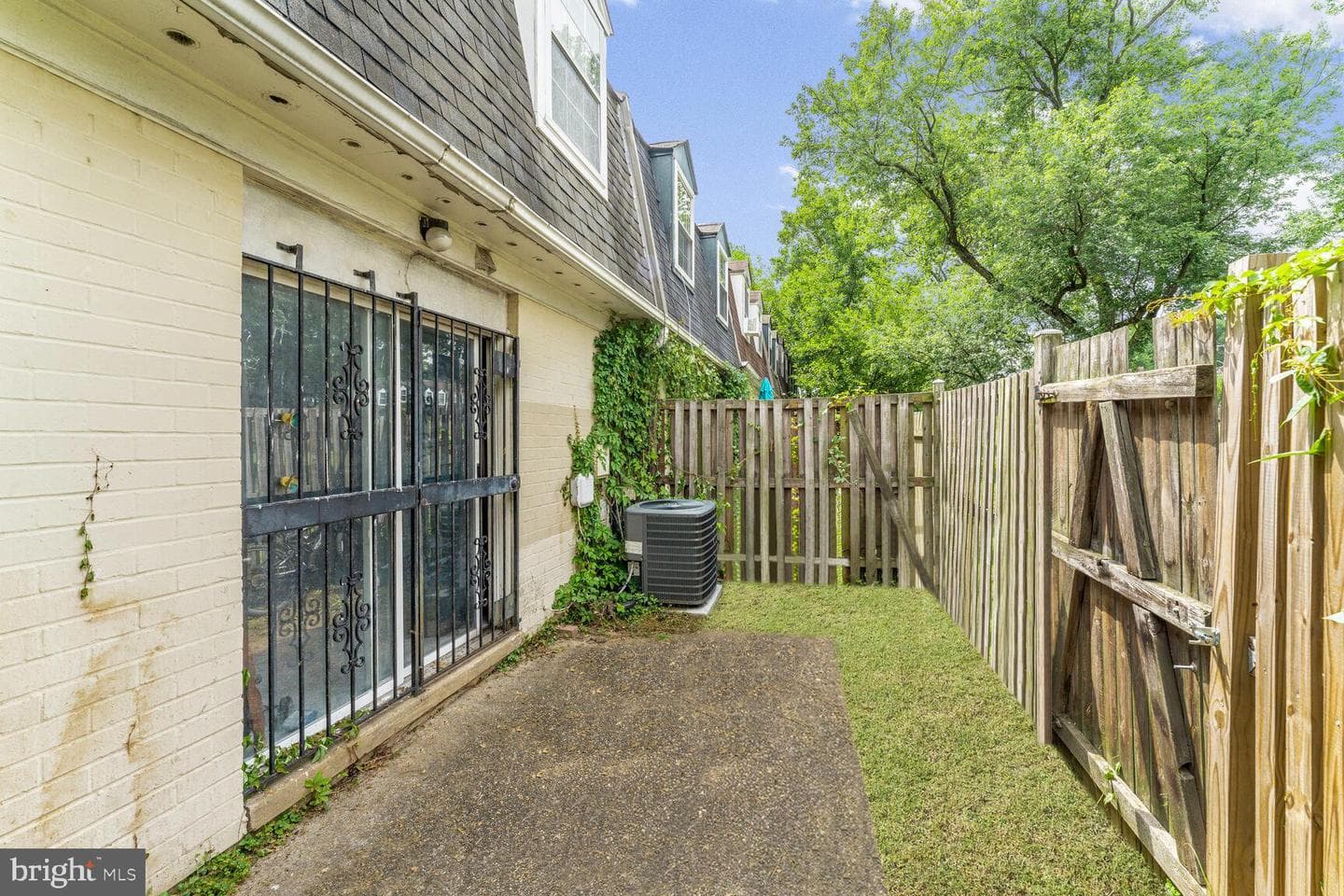 1926 Dutch Village Drive #t-229 photo 10