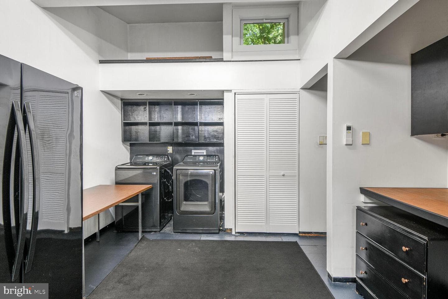 16300 Cambridge Court photo 16