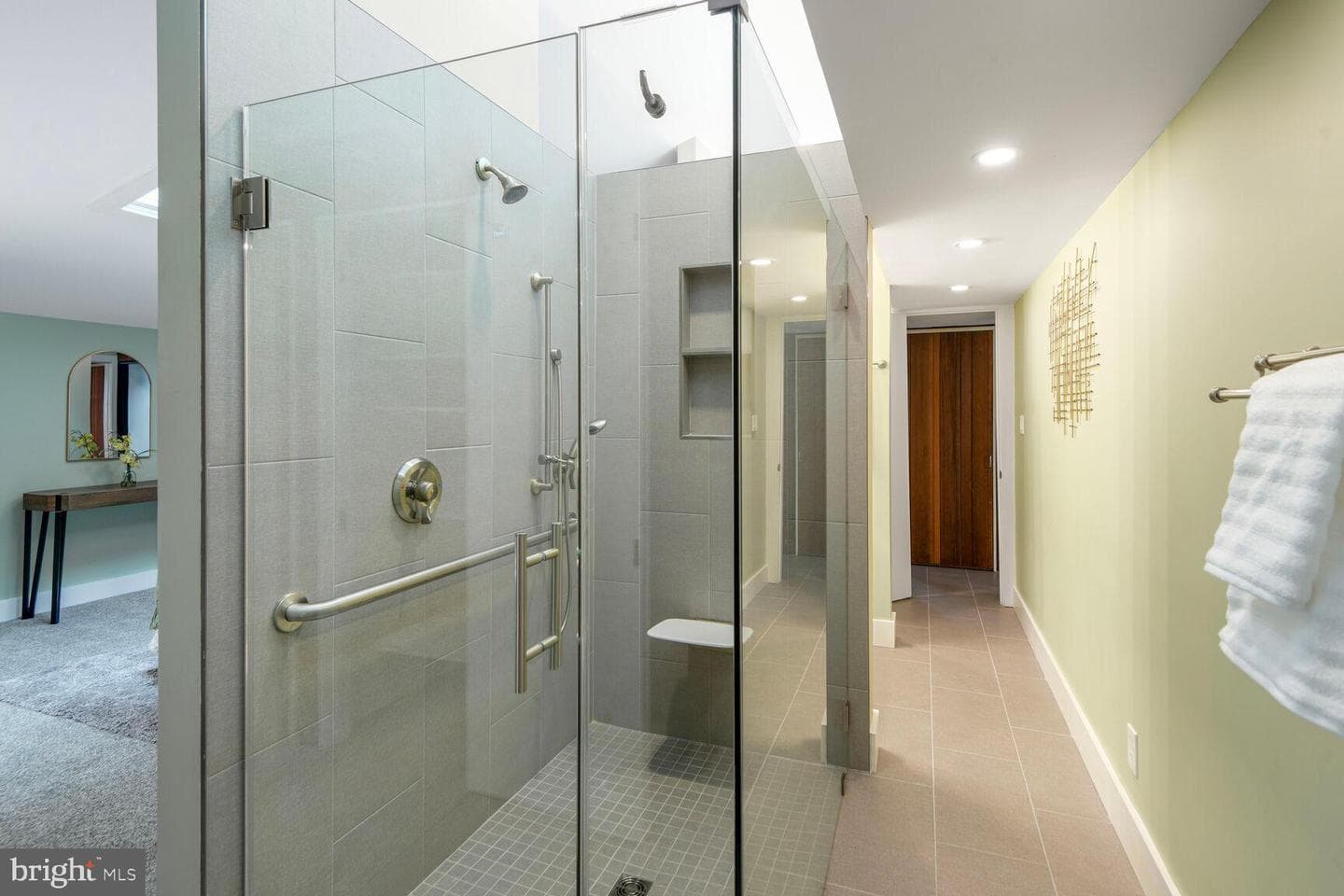 16300 Cambridge Court photo 6