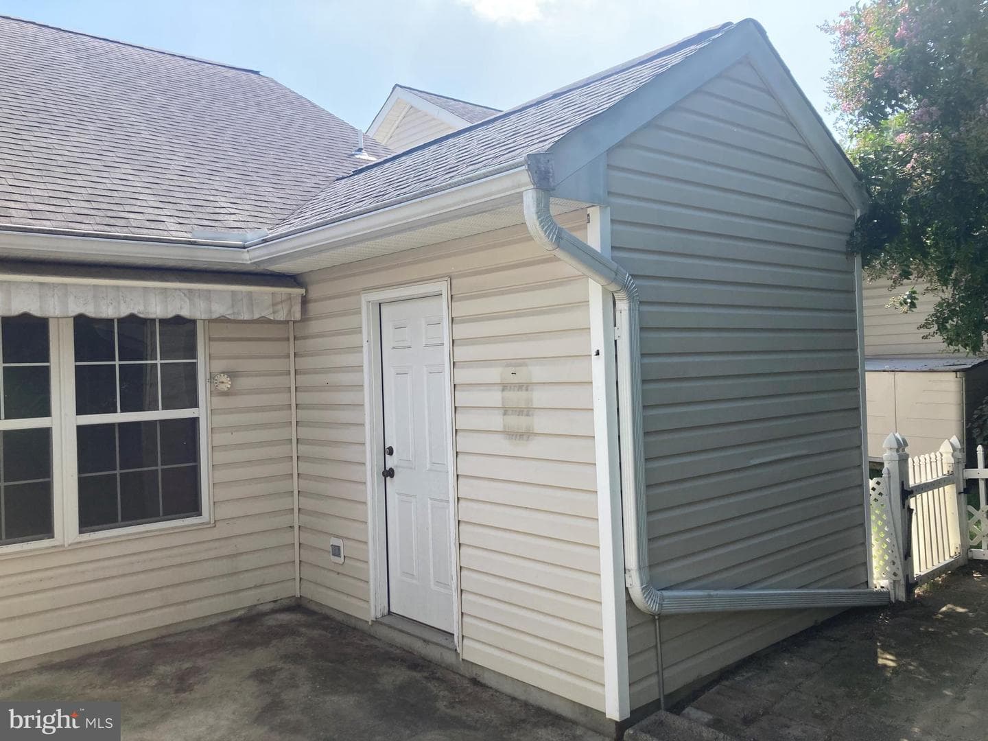 7404 Berryleaf Drive photo 11