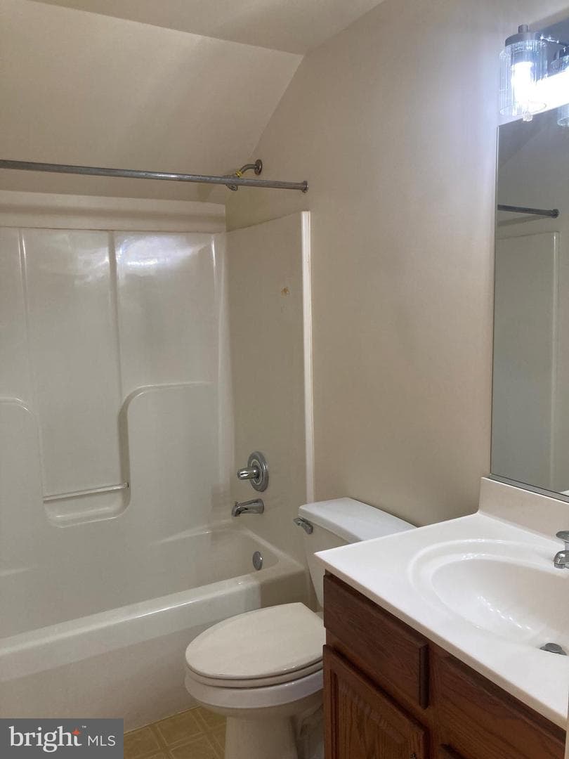 7404 Berryleaf Drive photo 16