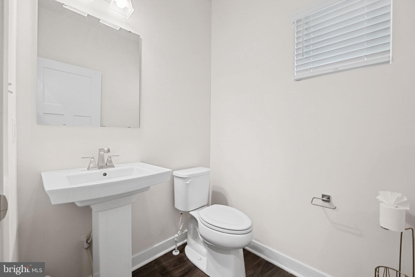 14905 Townshend Terrace Avenue photo 17