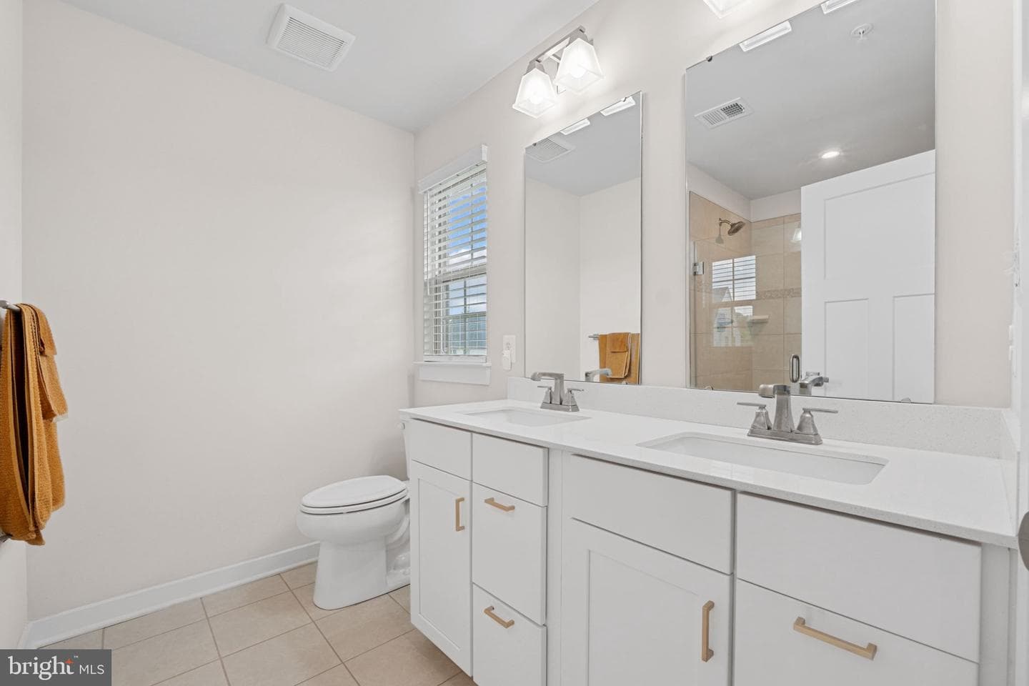 14905 Townshend Terrace Avenue photo 20