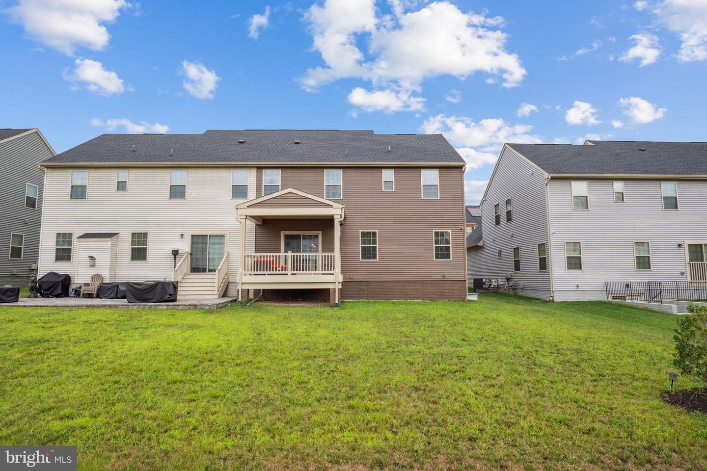 14905 Townshend Terrace Avenue photo 35