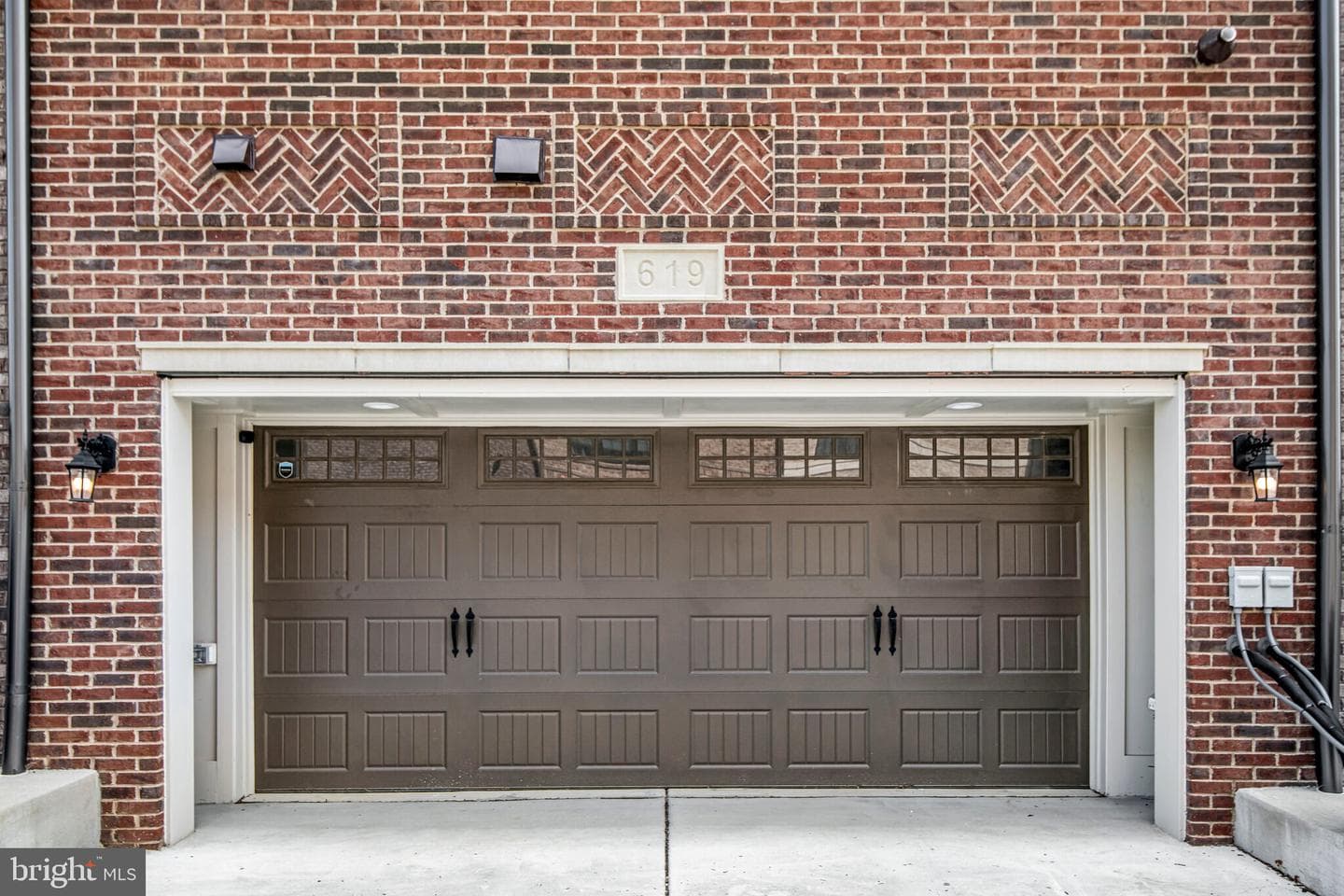 619 Skiff Way photo 30