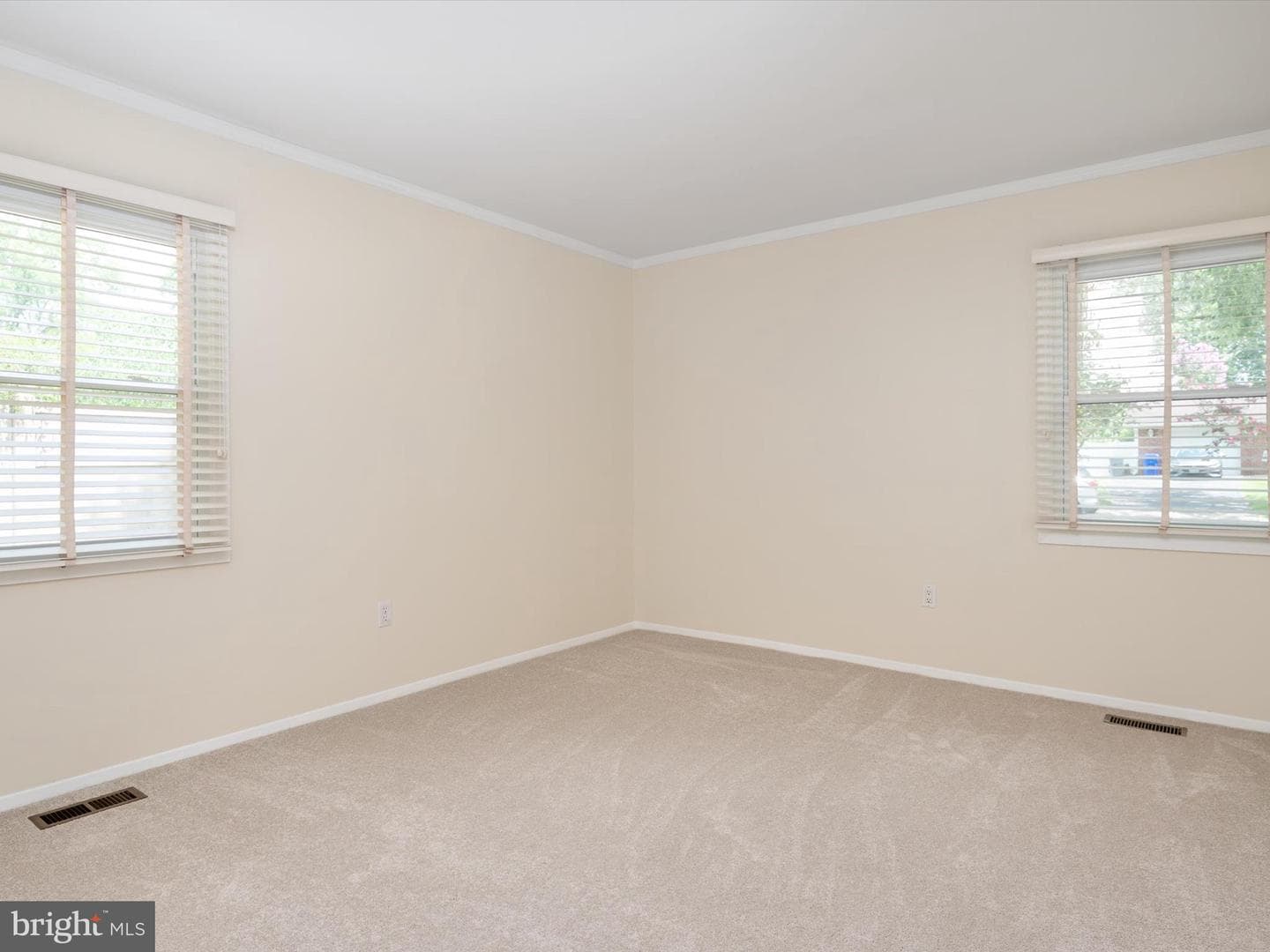3912 Wakefield Lane photo 23