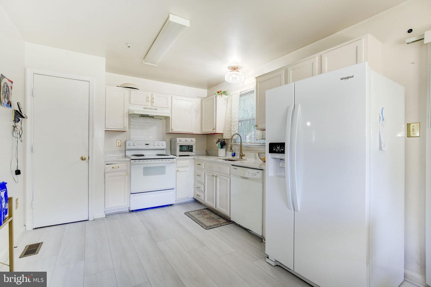 4720 Pistachio Lane photo 7