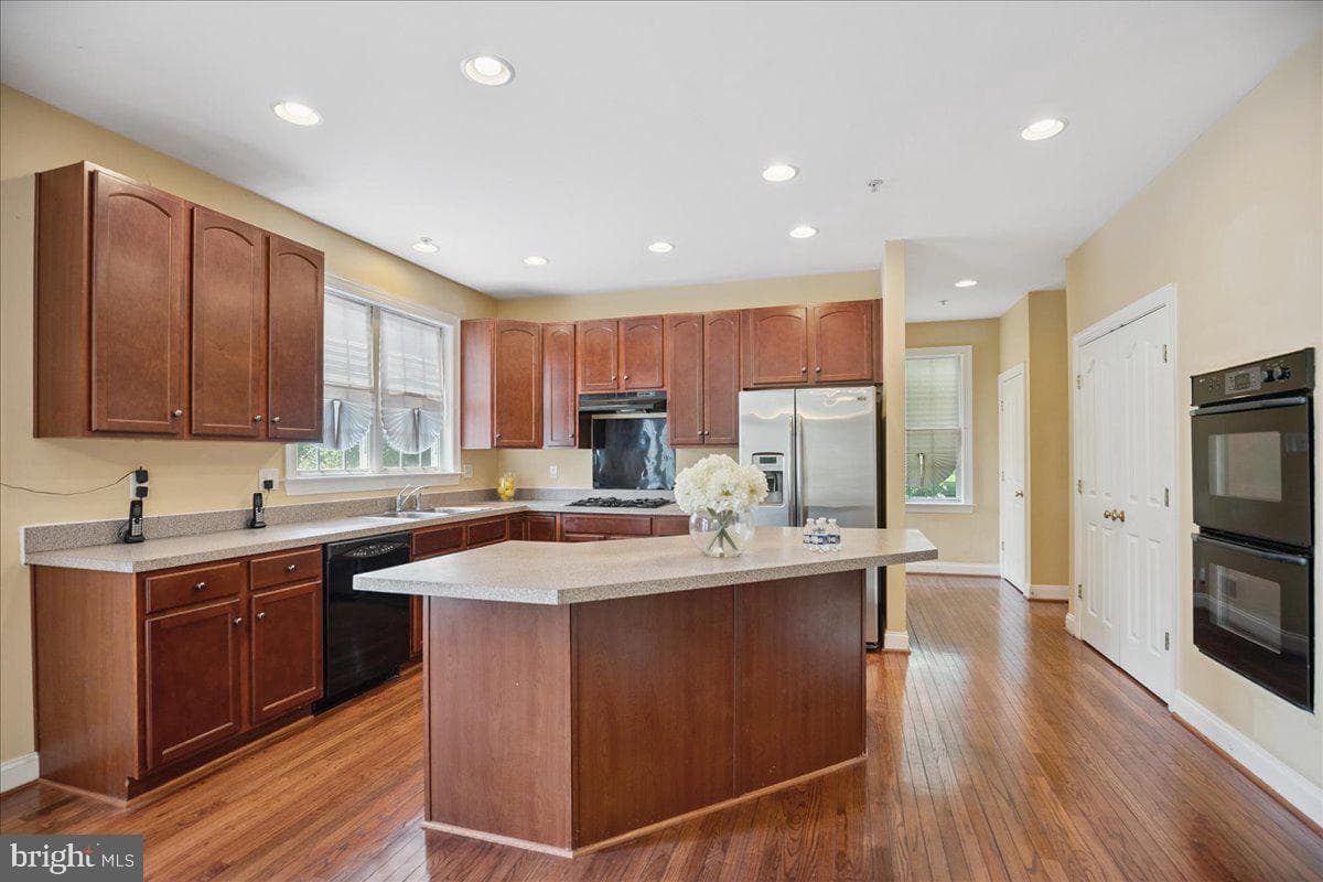 12401 Annes Prospect Drive photo 34