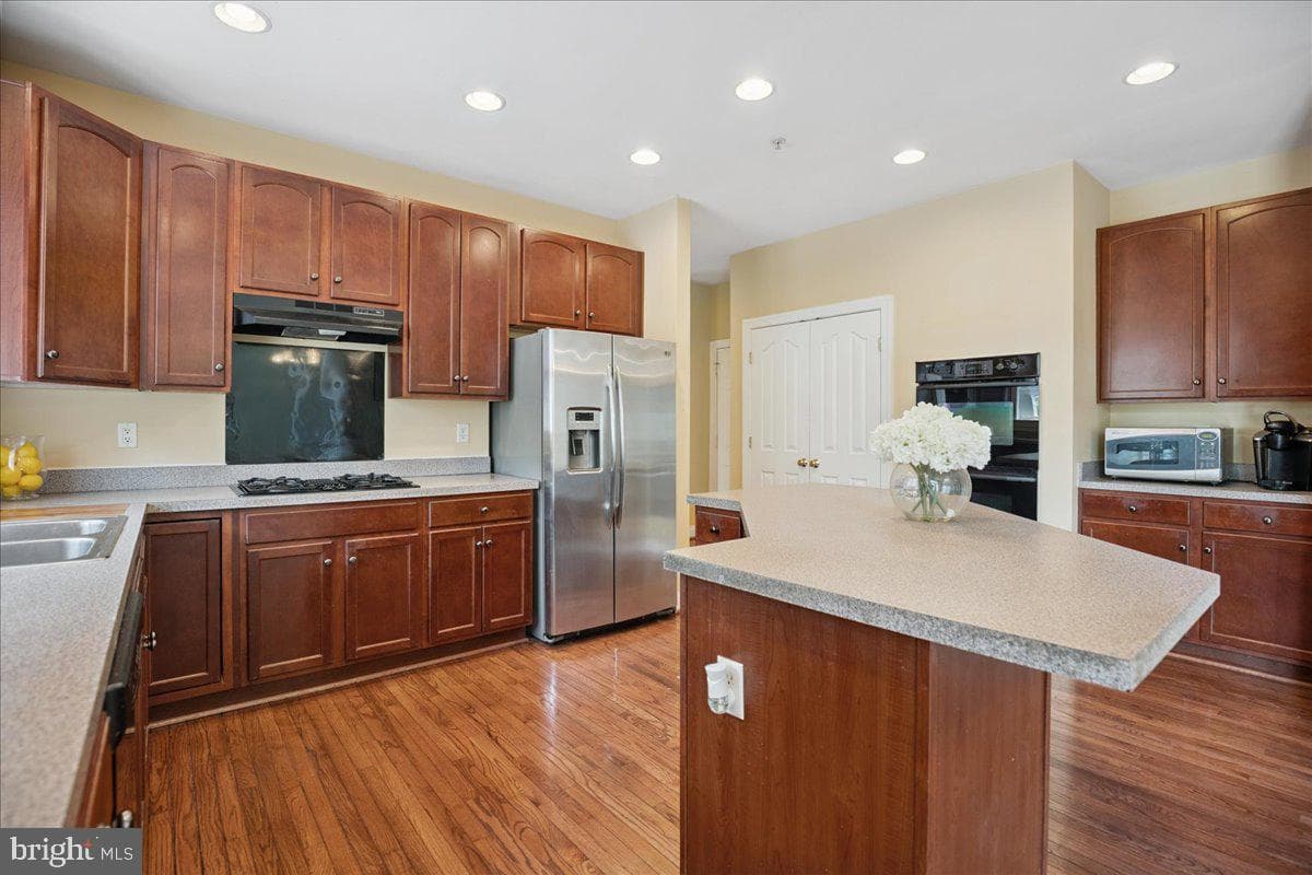 12401 Annes Prospect Drive photo 37
