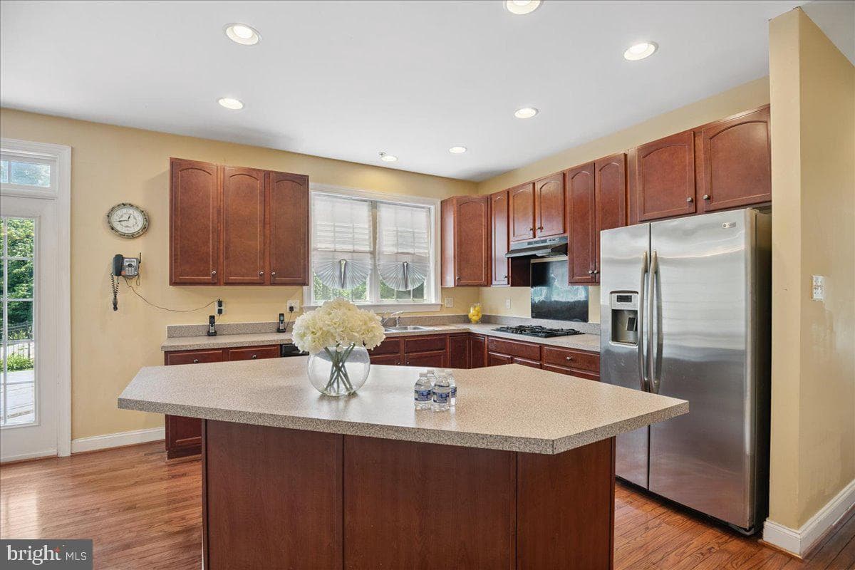 12401 Annes Prospect Drive photo 40