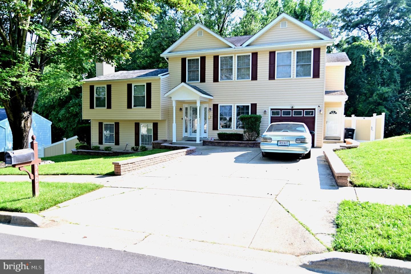 3407 Wayneswood Road photo 1