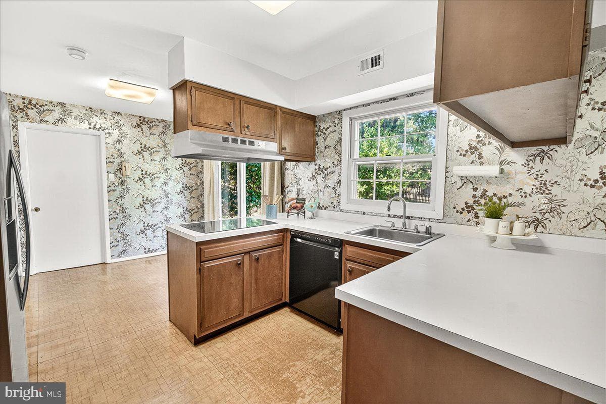 12202 Brittany Place photo 19