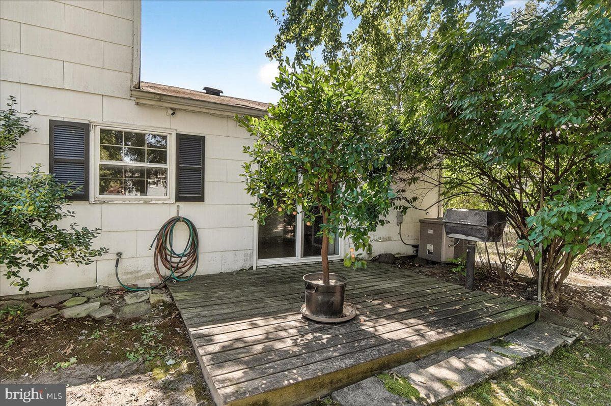 12202 Brittany Place photo 39