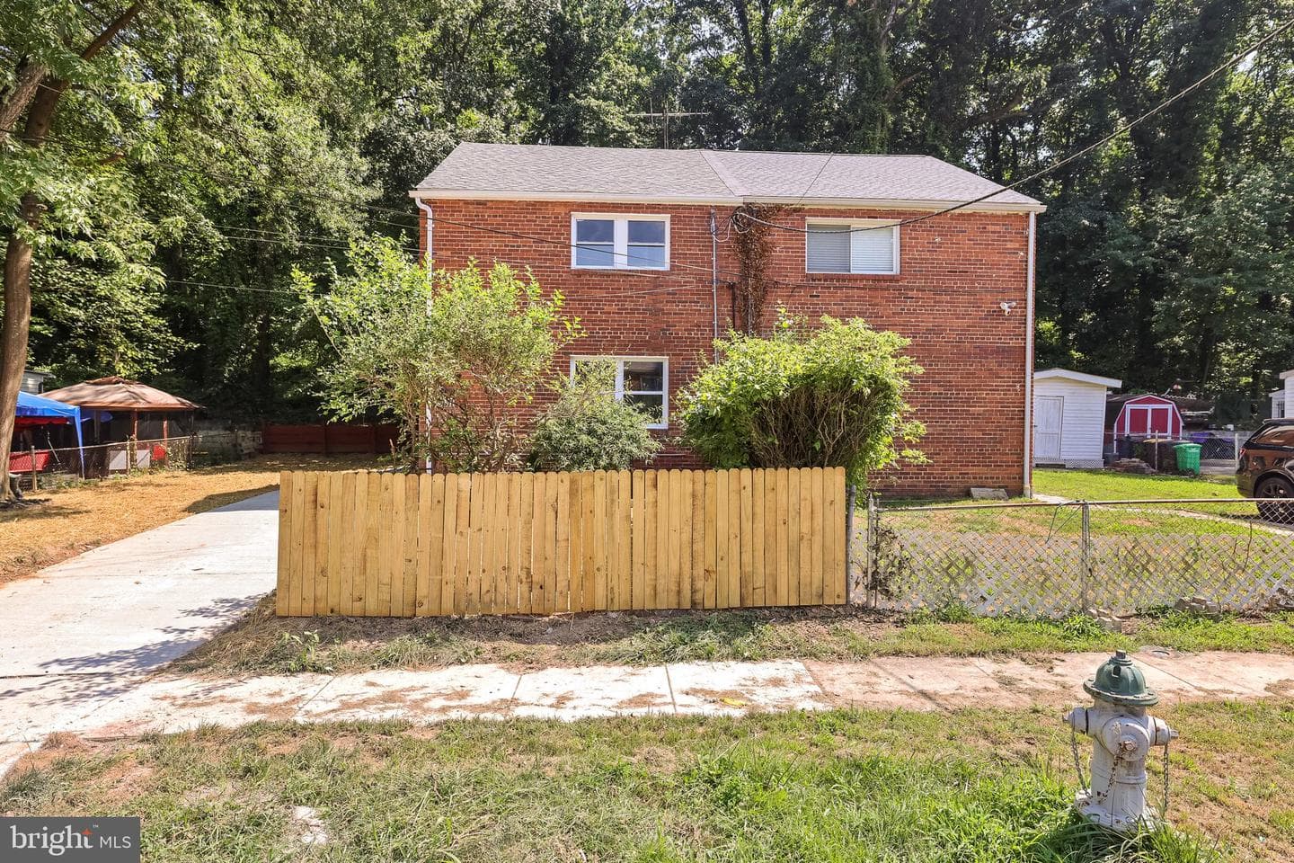 6011 Longfellow Street photo 28