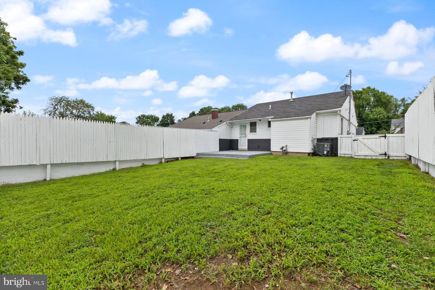 7731 Oxman Road photo 31