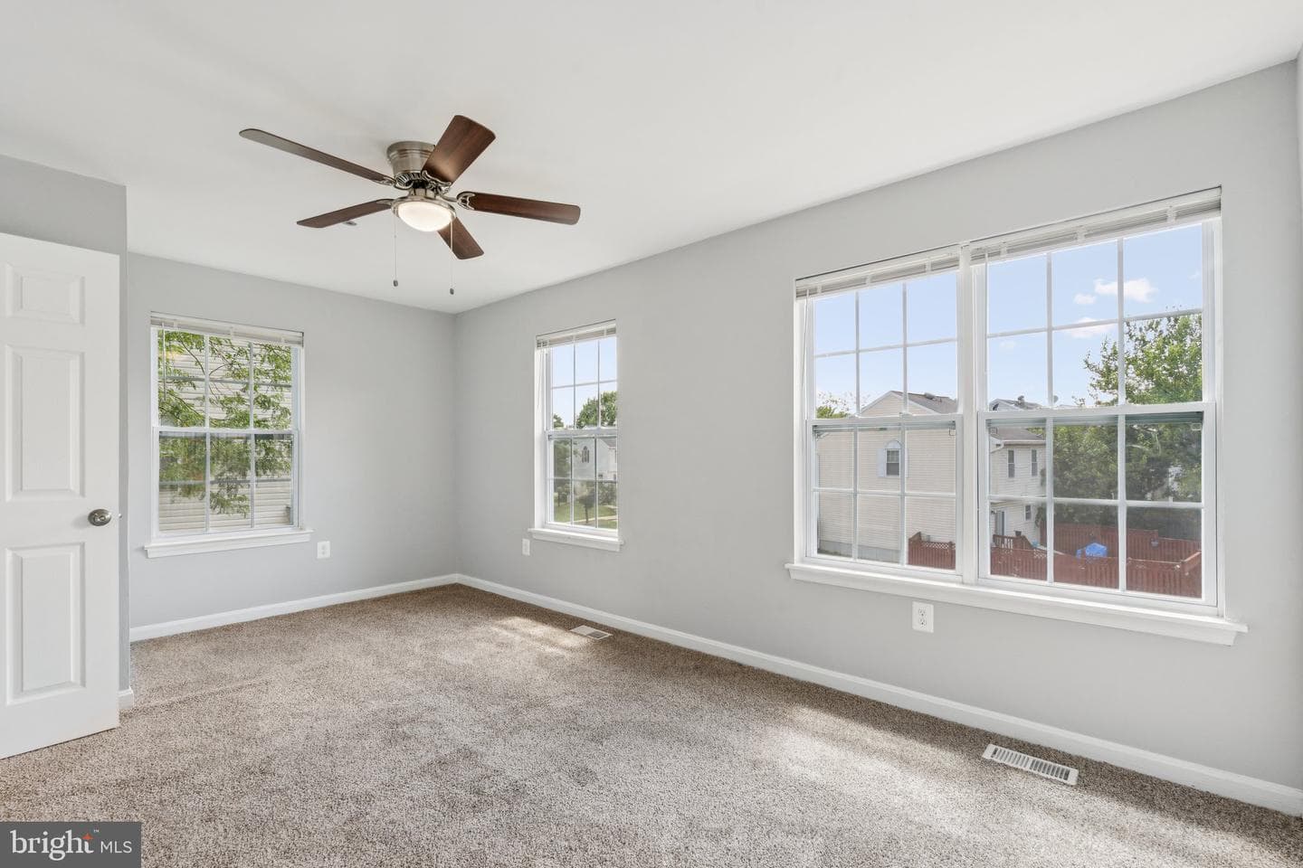 5236 Daventry Terrace photo 11