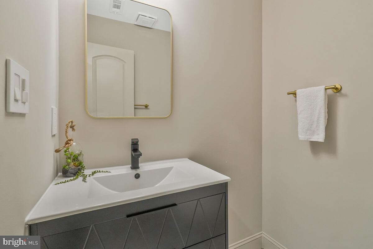 3609 Portal Avenue photo 15