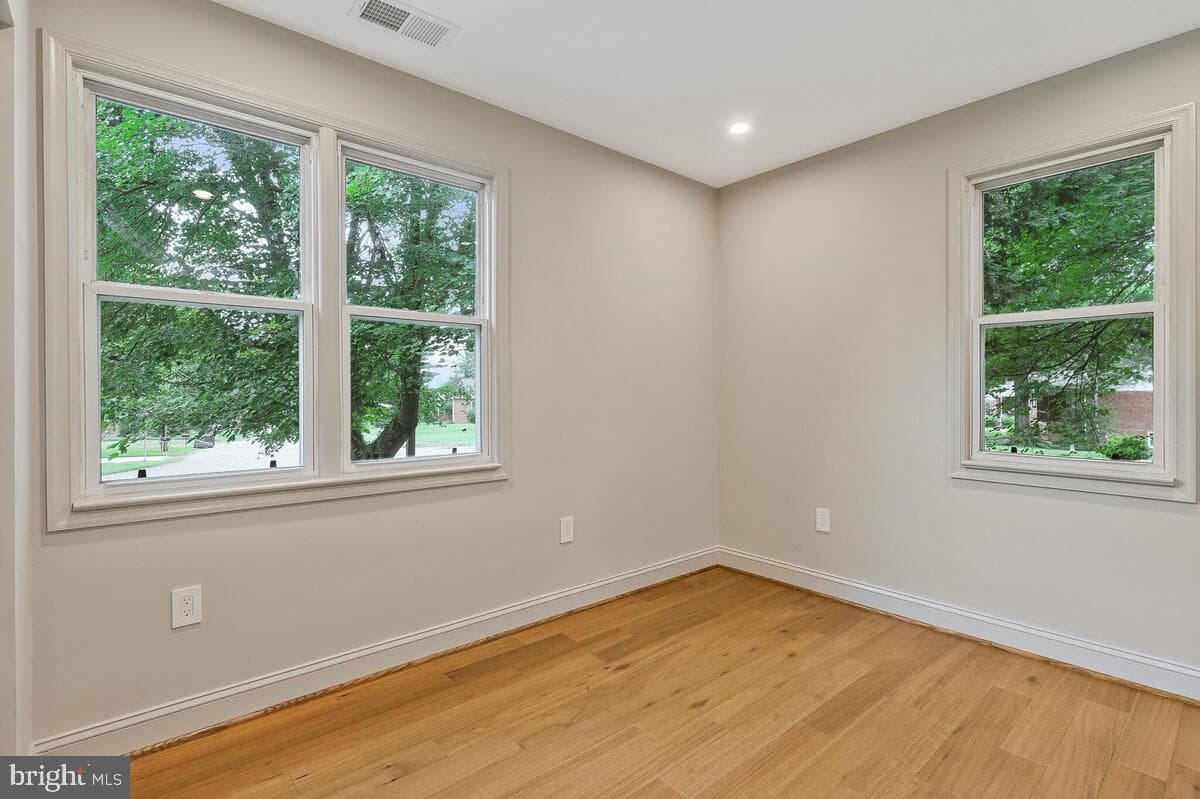 3609 Portal Avenue photo 16