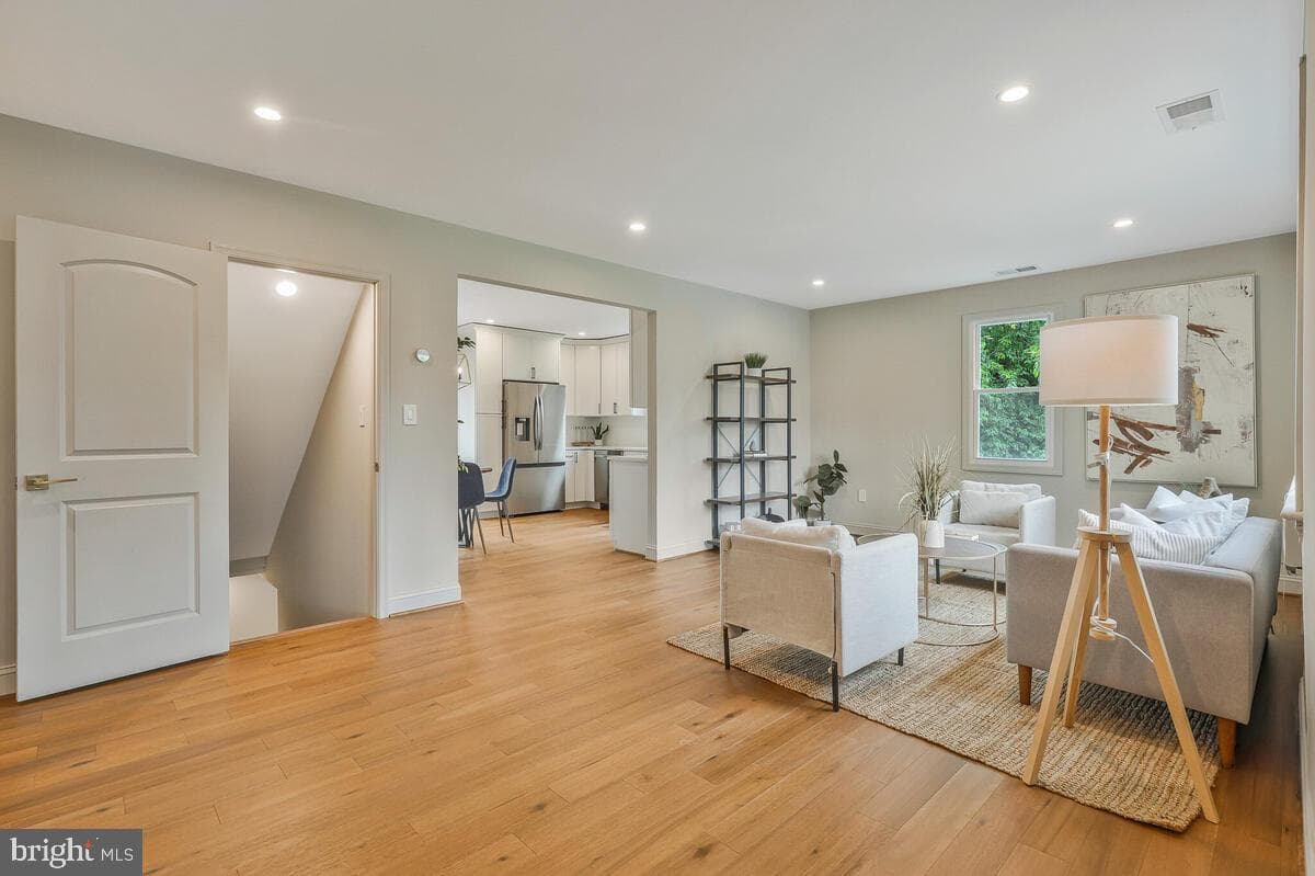 3609 Portal Avenue photo 3