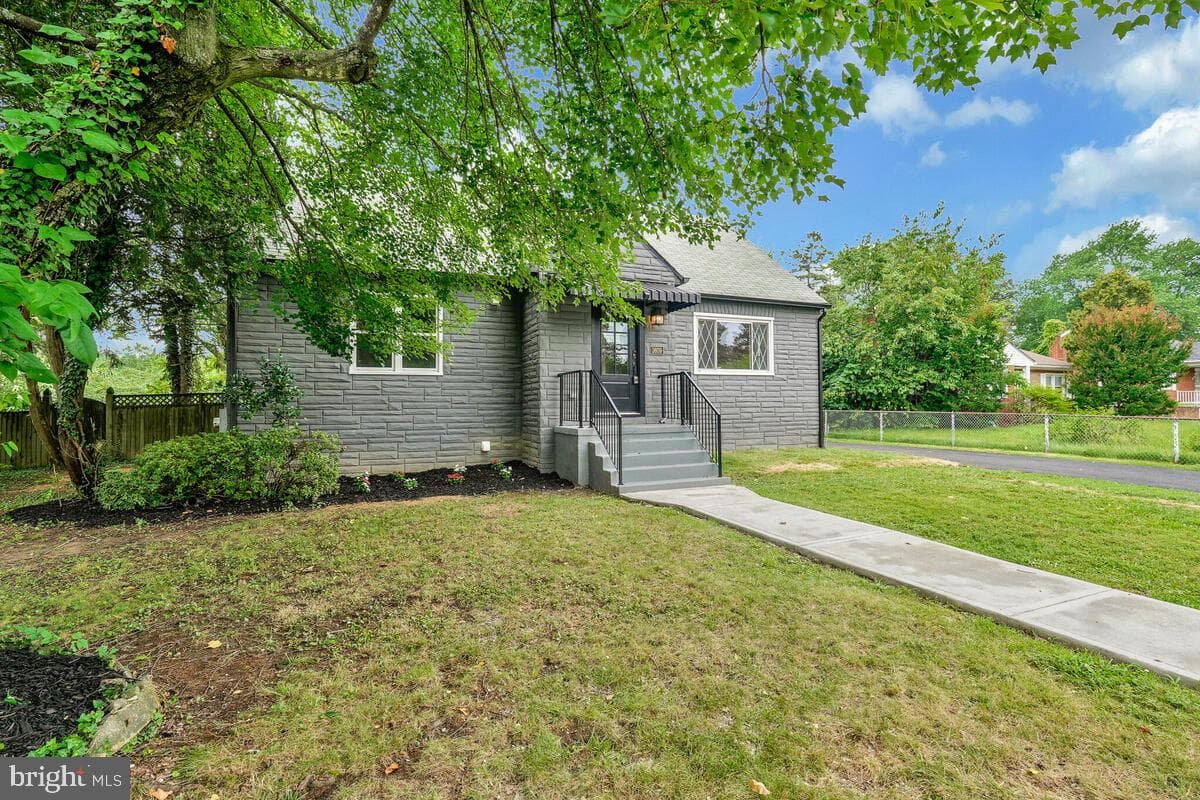 3609 Portal Avenue photo 36