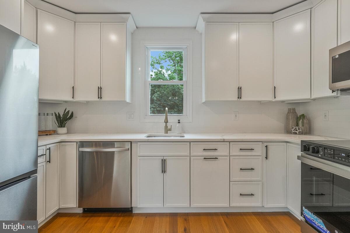 3609 Portal Avenue photo 8