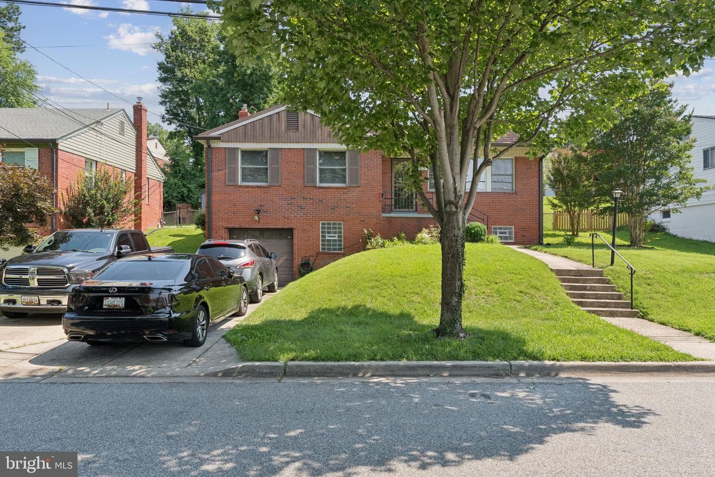 3428 25th Avenue photo 1