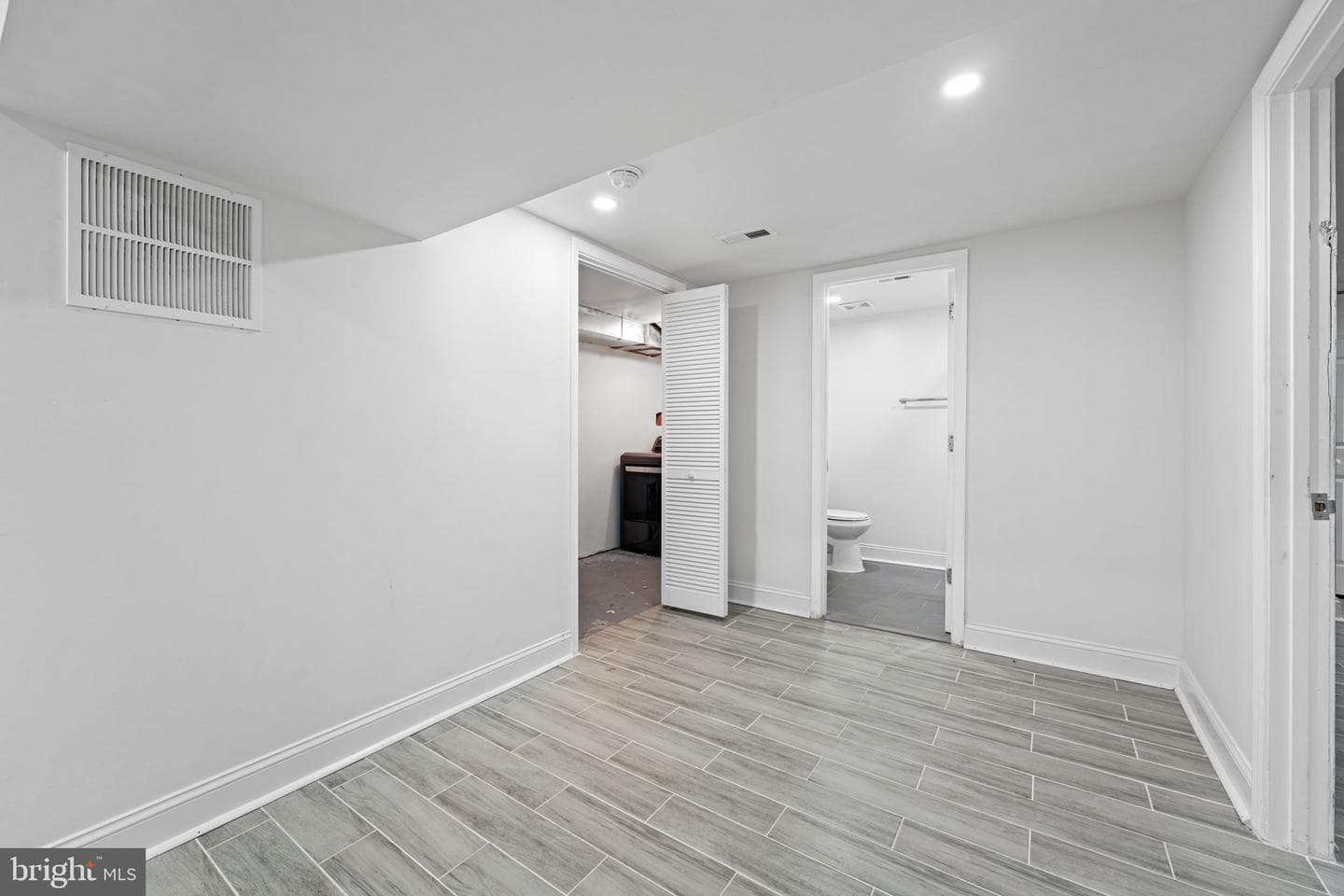 2614 Fort Drive photo 27