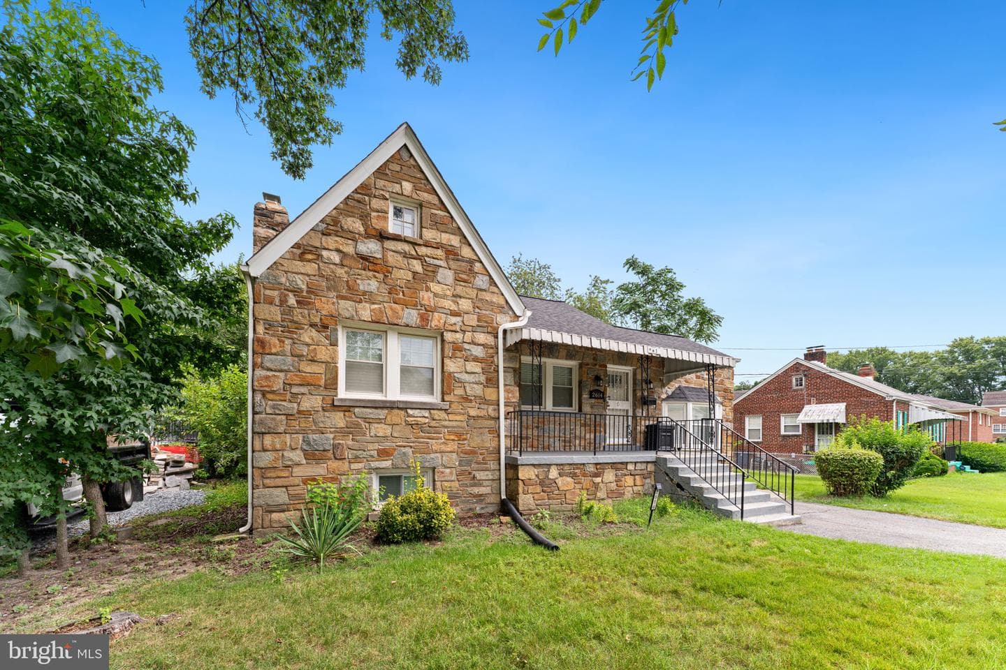 2614 Fort Drive photo 3