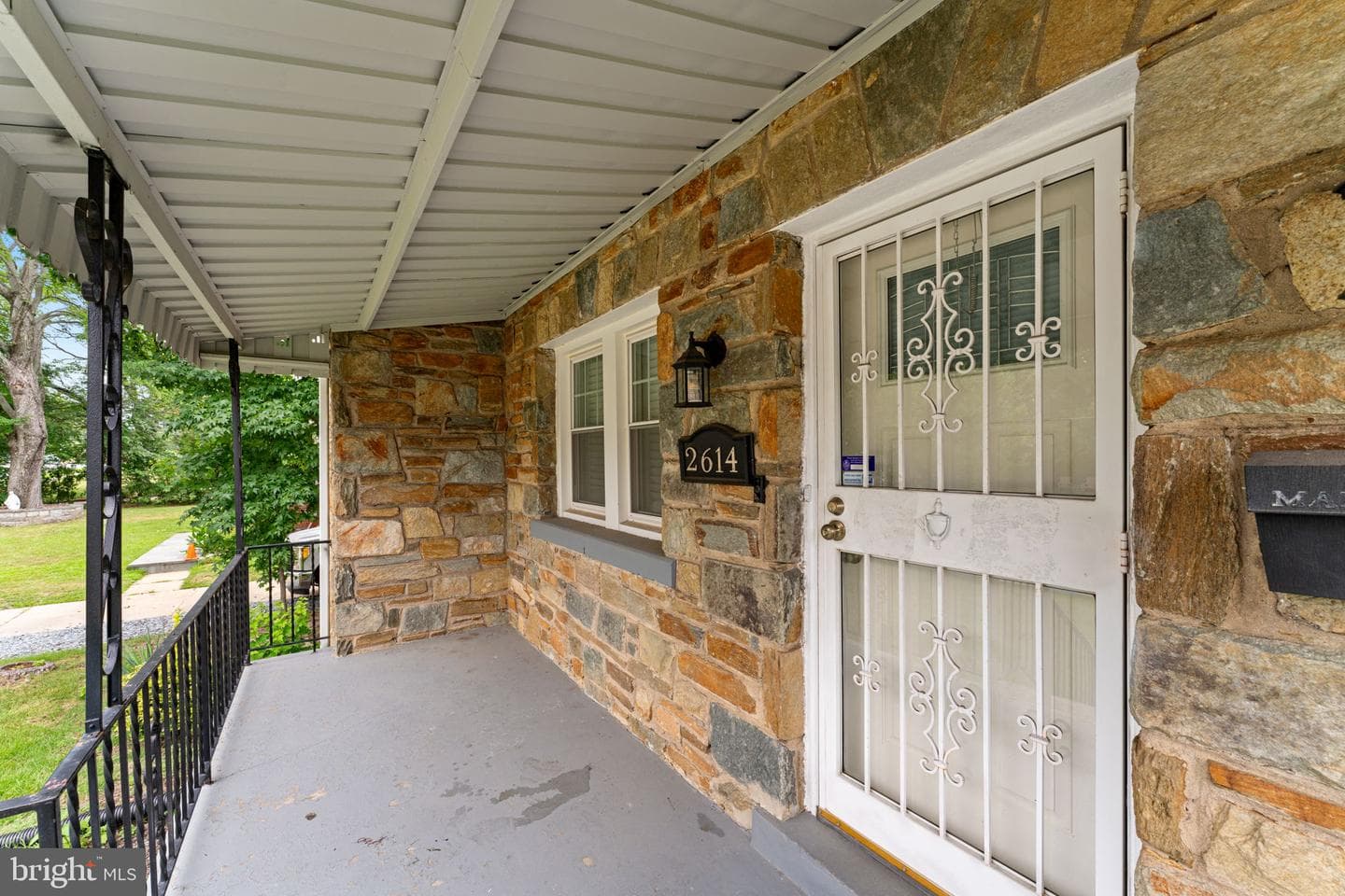 2614 Fort Drive photo 4