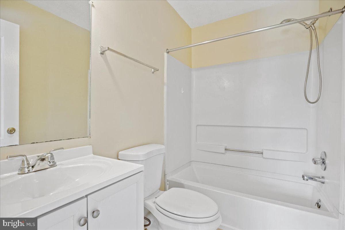 5242 Daventry Terrace photo 12