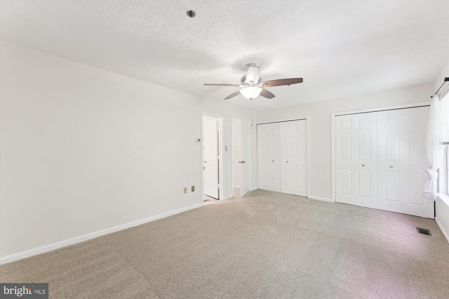 4125 Silver Park Terrace photo 11